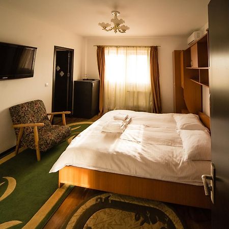 Pensiunea Marcello Iasi Luaran gambar