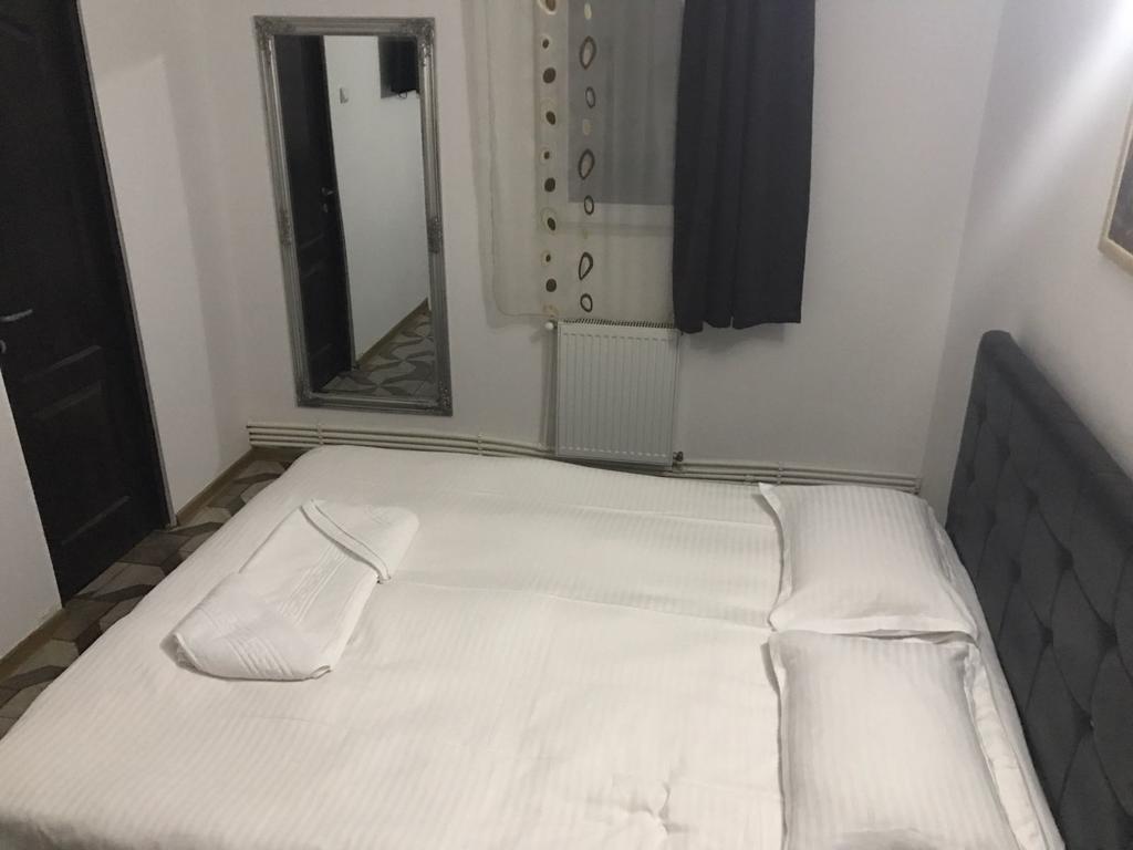 Pensiunea Marcello Iasi Luaran gambar